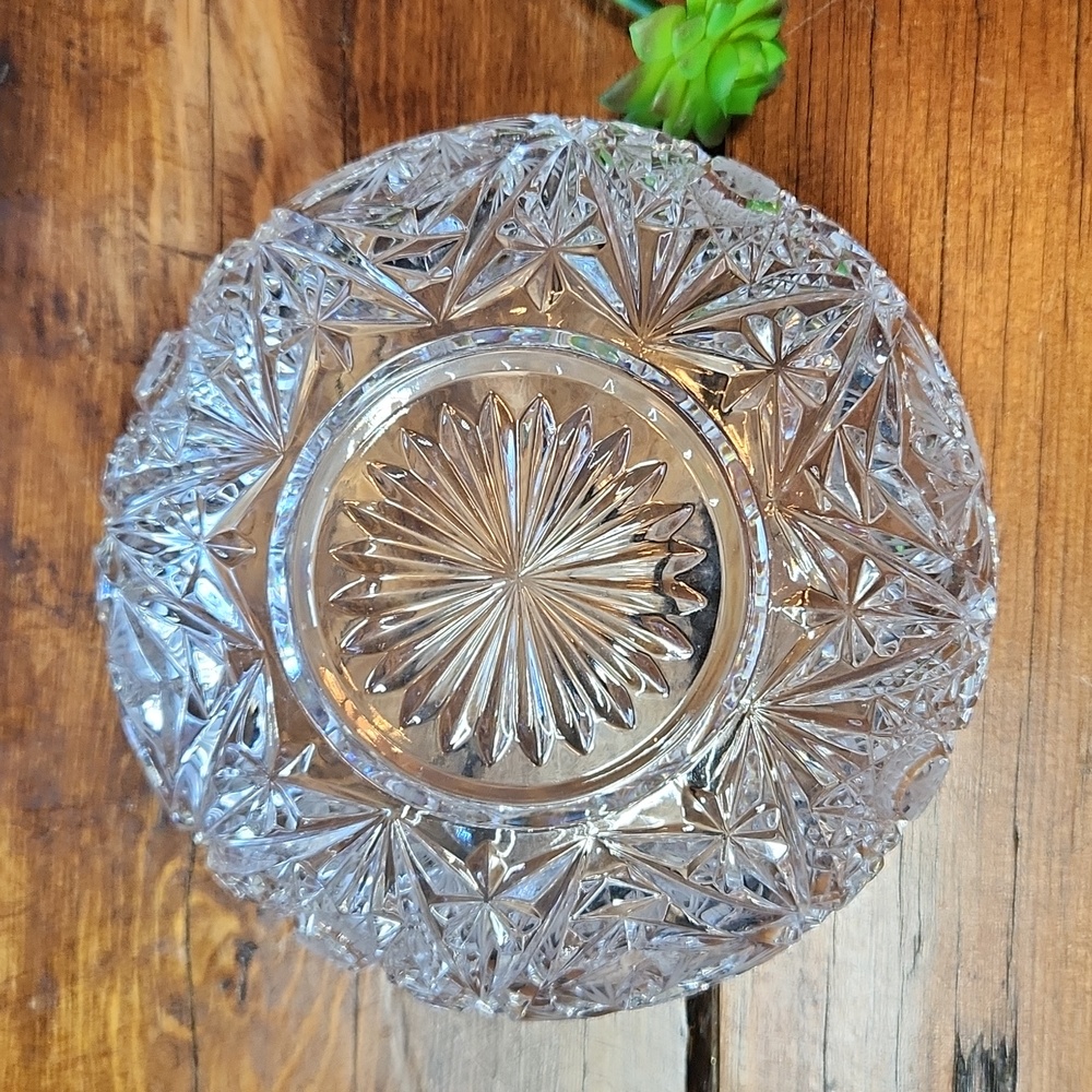 Vintage Crystal Bowl - Picture 3 of 5